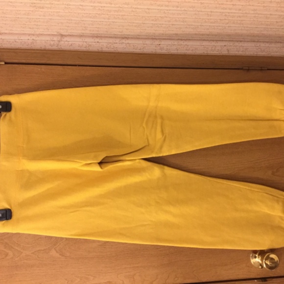 Capri sweatpants - Picture 3 of 3